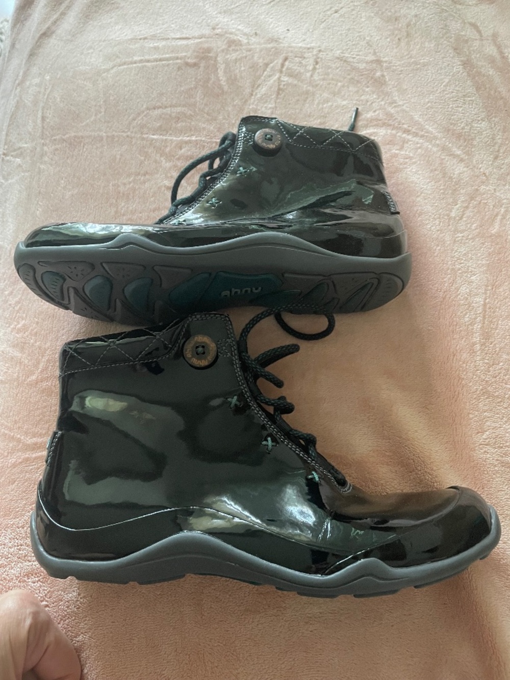 New Ahnu boots , size 7